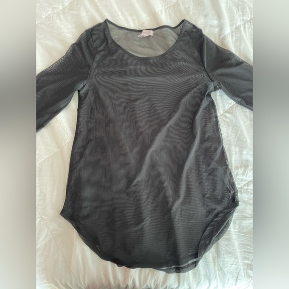 Silence + Noise Sheer Top - Picture 1 of 5